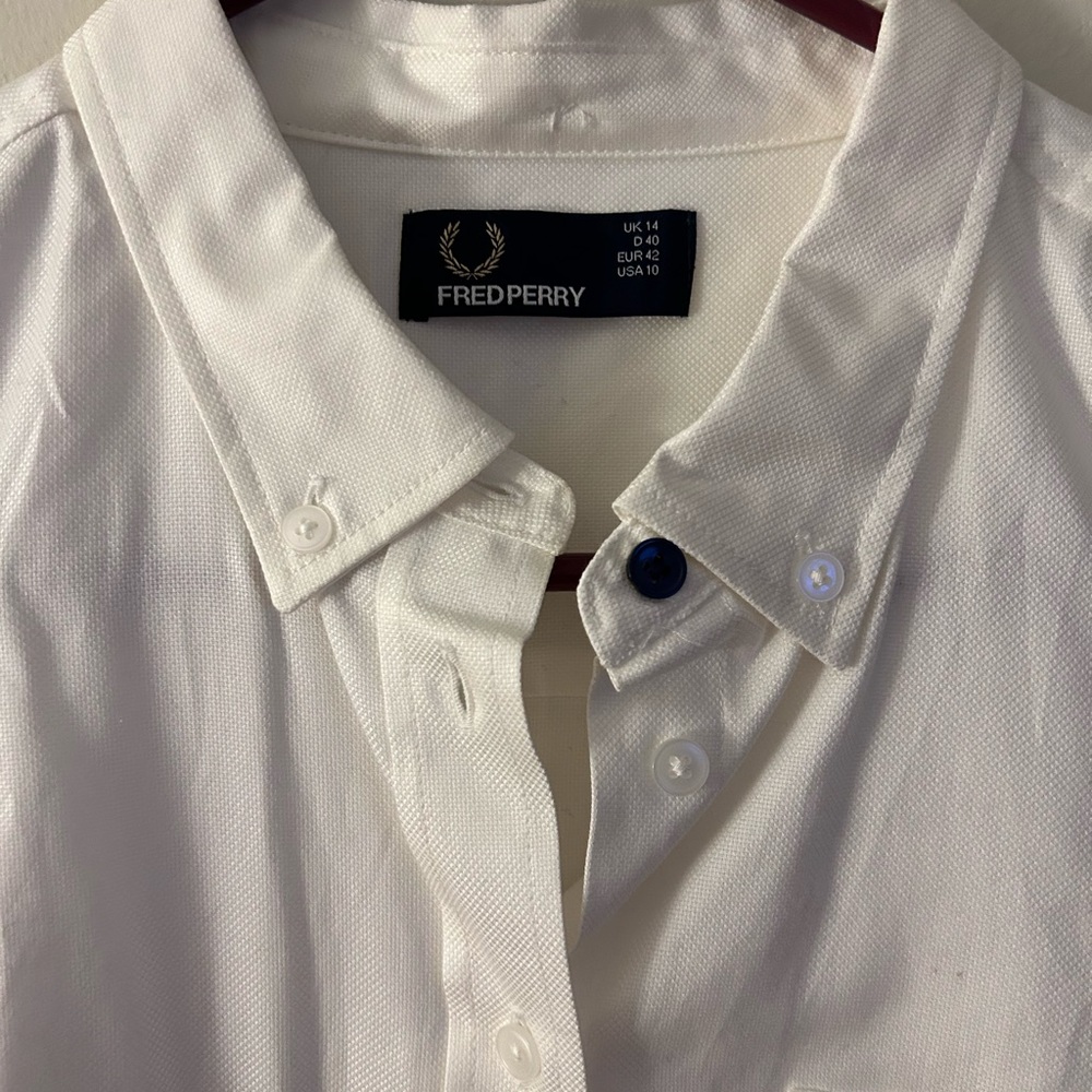 White Fred Perry shirt-Size 10